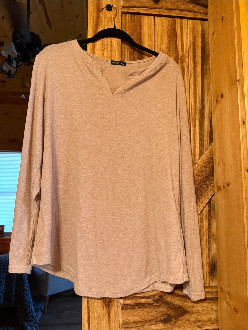 Casual V-Notch Long Sleeve Tee in tan/cream.
